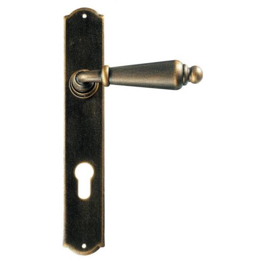 bronzovo cierna farba antik zelezna klucka klasicky elegantny burzoazny styl rekreacny dom hotel restauracia dverova klucka lameridiana zariadenie domacnosti.jpg